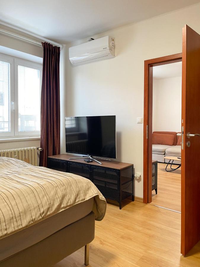 City Center 2 Bedroom A/C Apartment Bratislava Exterior photo