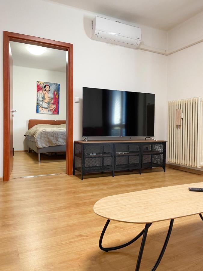 City Center 2 Bedroom A/C Apartment Bratislava Exterior photo